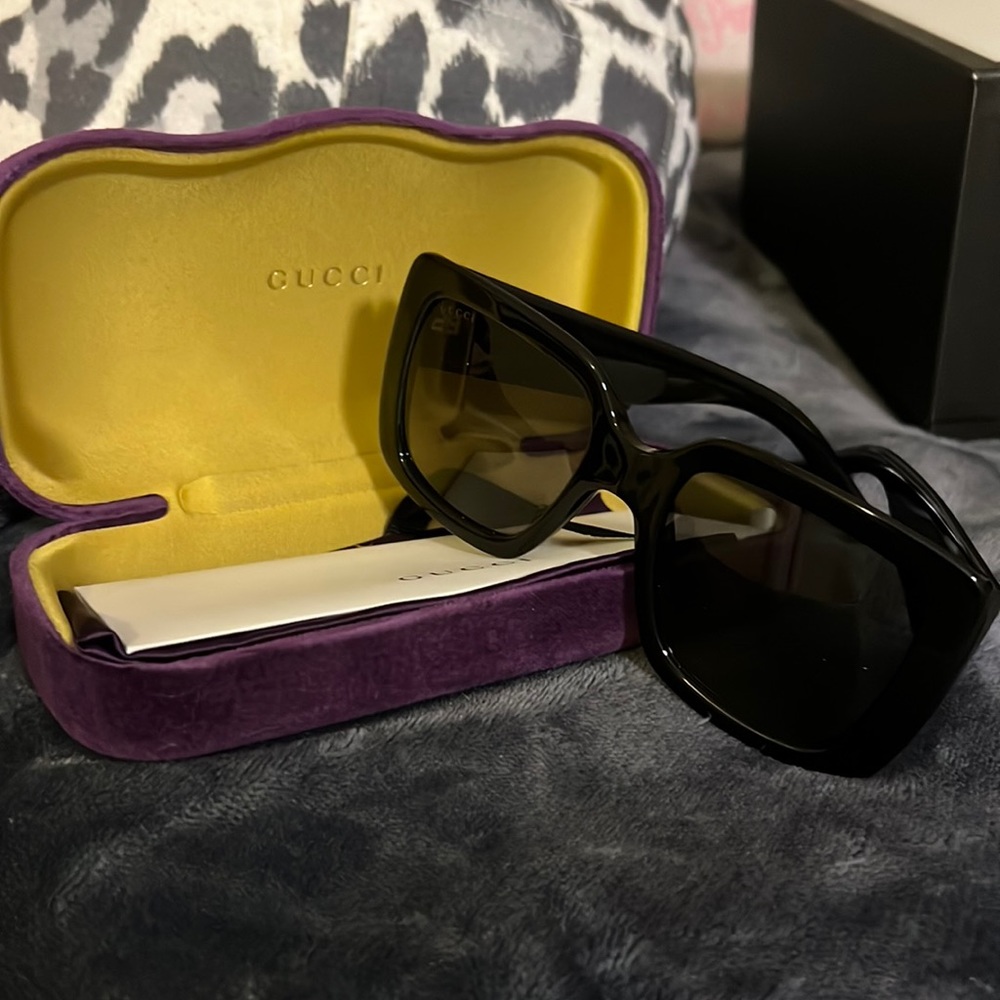 Gucci oversized Sunglasses